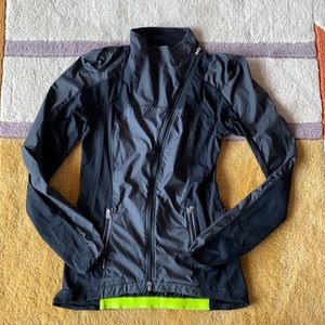 Lululemon Lightweight Bike Run Windbreaker Jacket 4
